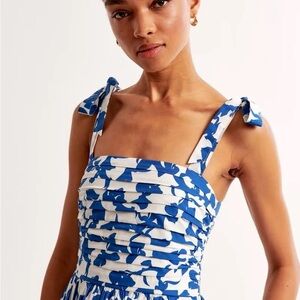 NWT The A&F Emerson Tie Strap Maxi Dress